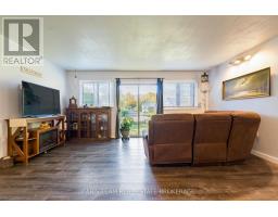 7 Couchiching Crescent, Tiny, ON L9M0C6 Photo 12