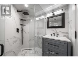 Lower - 5 Brendwin Road, Toronto, ON M6N4V6 Photo 10