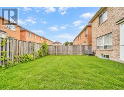 Family room - 54 Horizon Street, Brampton, ON L6P2J2 Photo 6