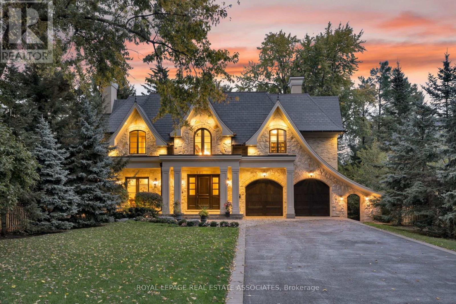 Photo of 1469 Crescent Road
