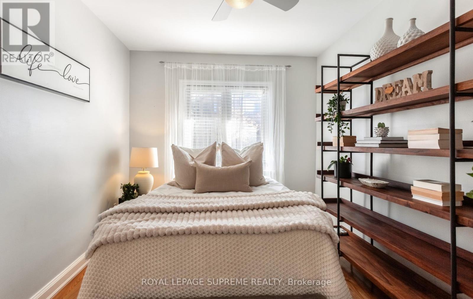 54 East Drive, Toronto, ON photo 17