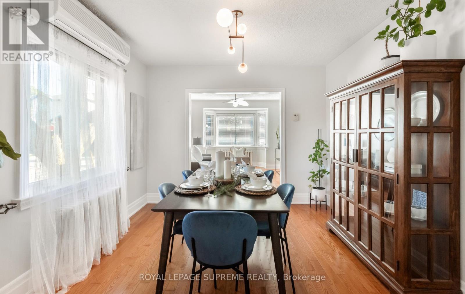 54 East Drive, Toronto, ON photo 9
