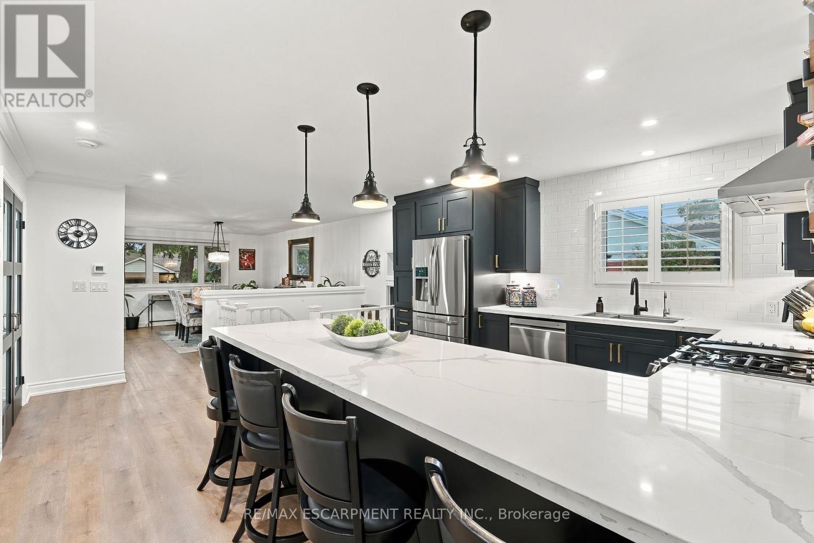 915 Tanager Avenue, Burlington, ON photo 9