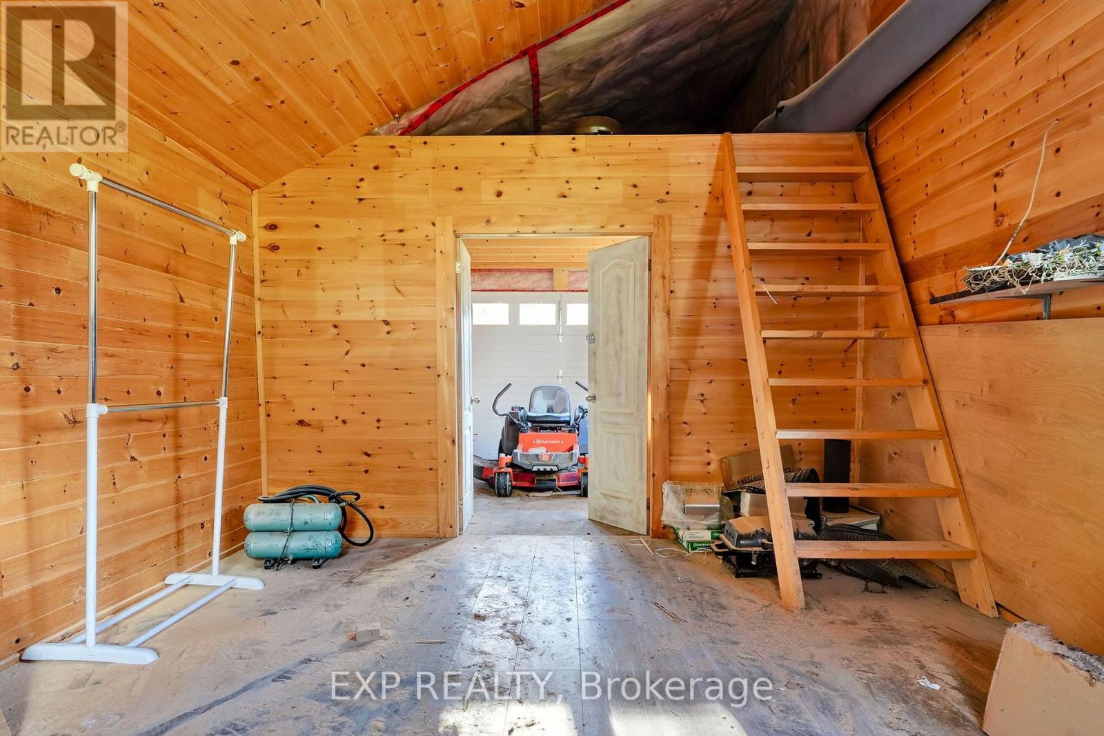 194 South Road, Hastings Highlands, ON photo 13