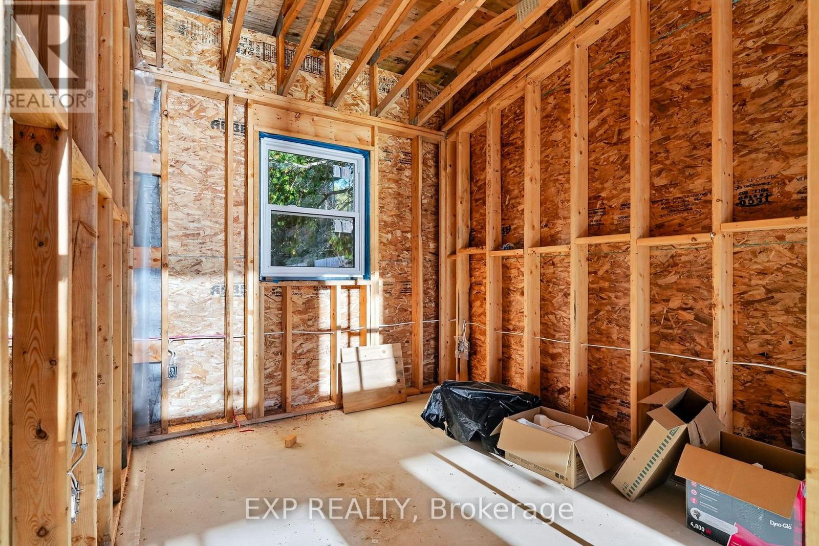 194 South Road, Hastings Highlands, ON photo 17
