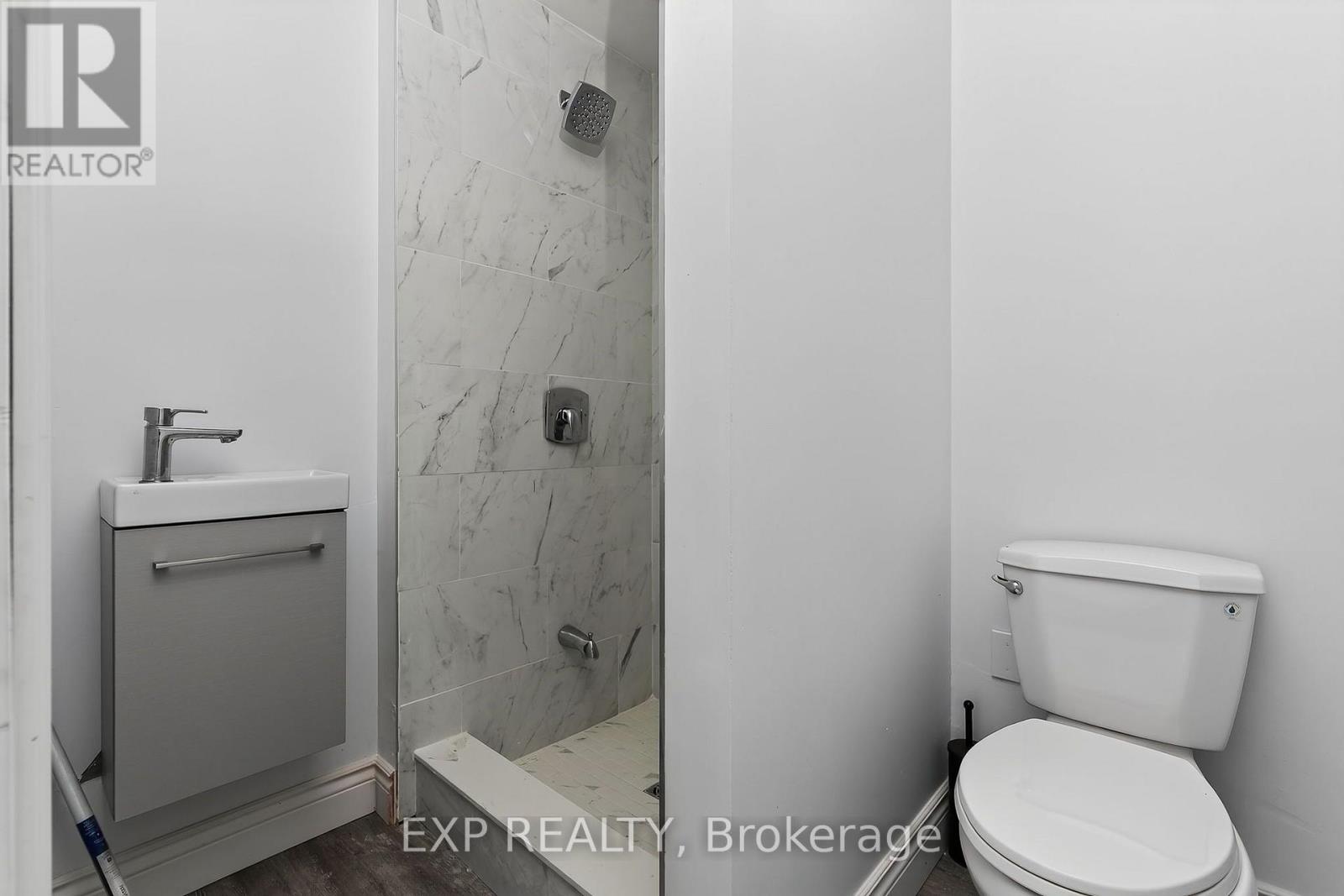 194 South Road, Hastings Highlands, ON photo 9