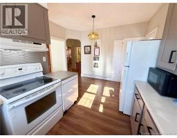Kitchen - 680 Bridge Street, Bathurst, NB E2A1X1 Photo 10