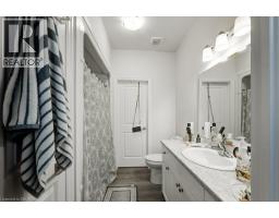 102 Livingston Drive, Tillsonburg, ON N4G0J3 Photo 19
