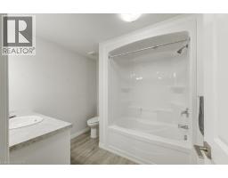 102 Livingston Drive, Tillsonburg, ON N4G0J3 Photo 27