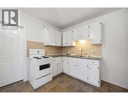 4pc Bathroom - 209 Queen Street, Wallaceburg, ON N8A1G4 Photo 9