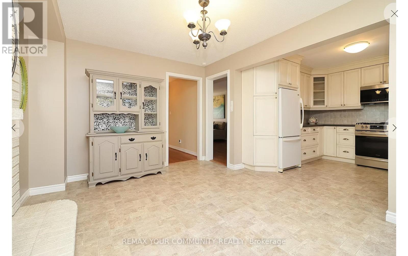 161 BILLINGS CRESCENT - 7