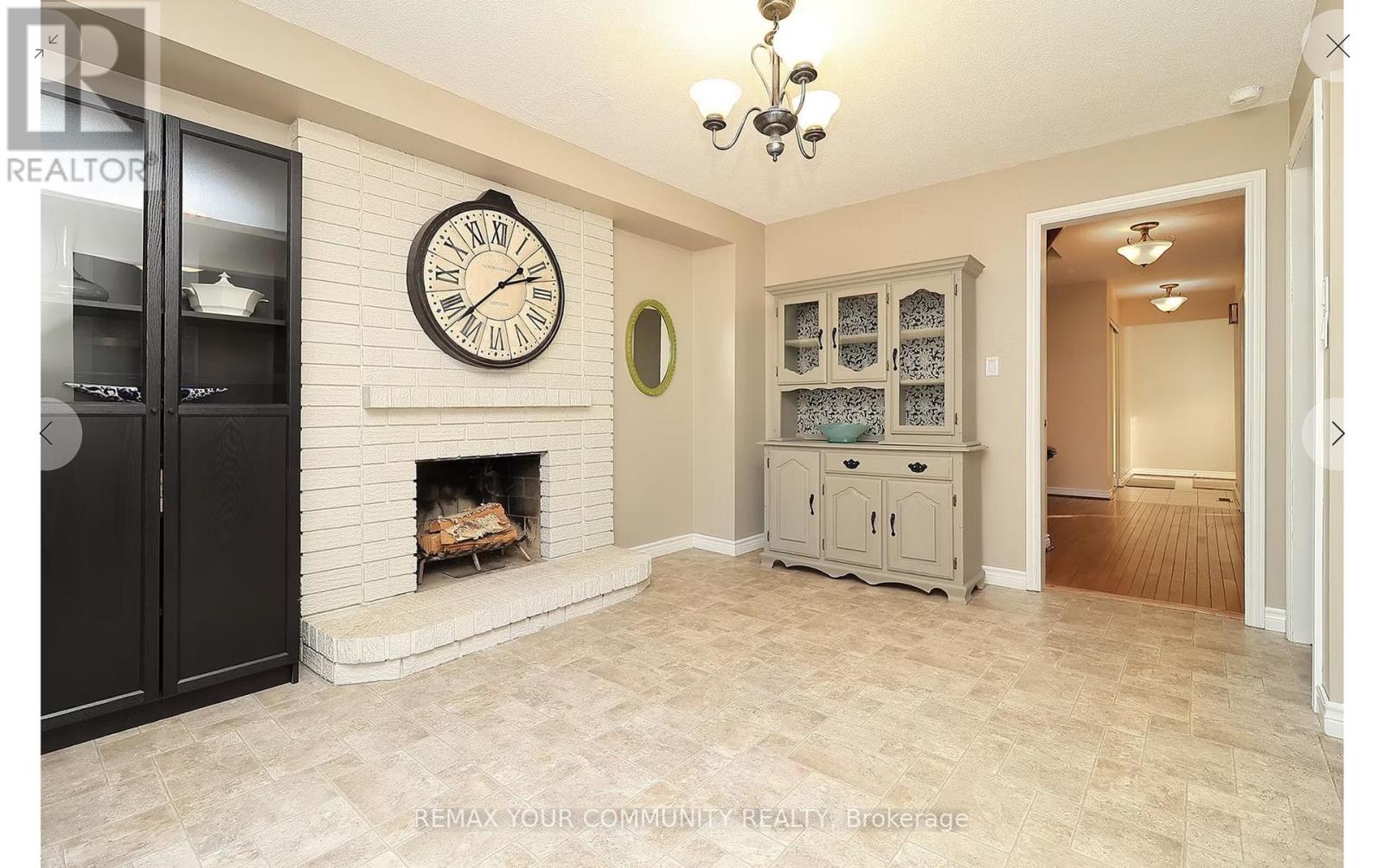 161 BILLINGS CRESCENT - 8