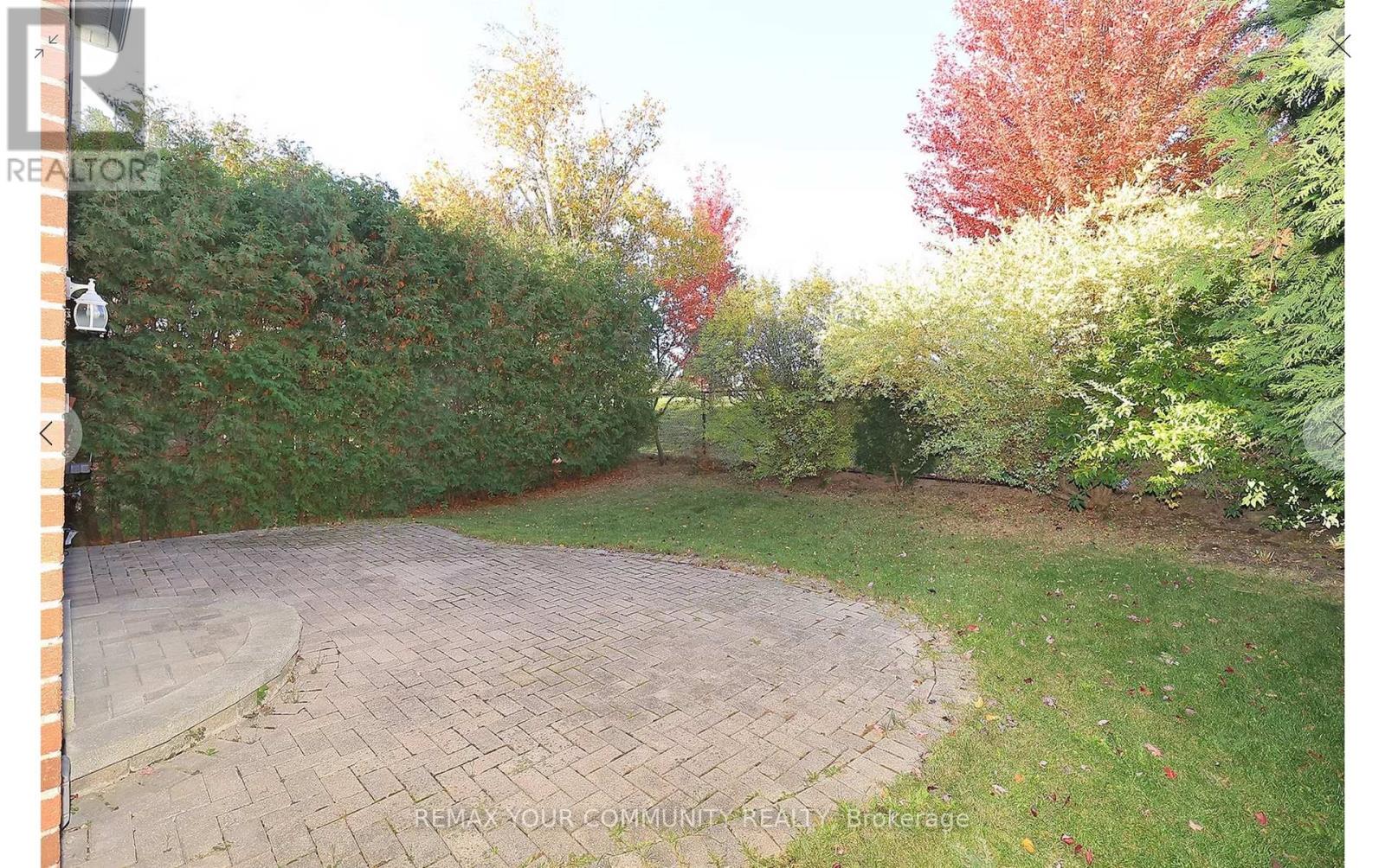 161 Billings Crescent, Newmarket, ON photo 32