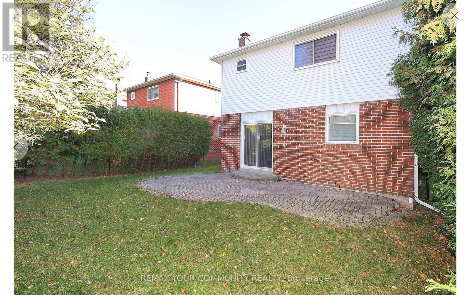 161 BILLINGS CRESCENT - 34