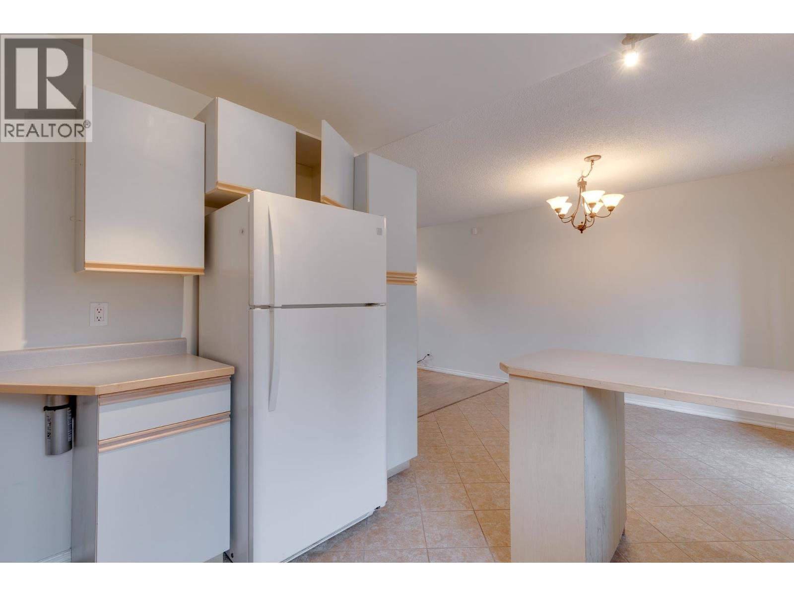 5220 YORK PLACE - 11