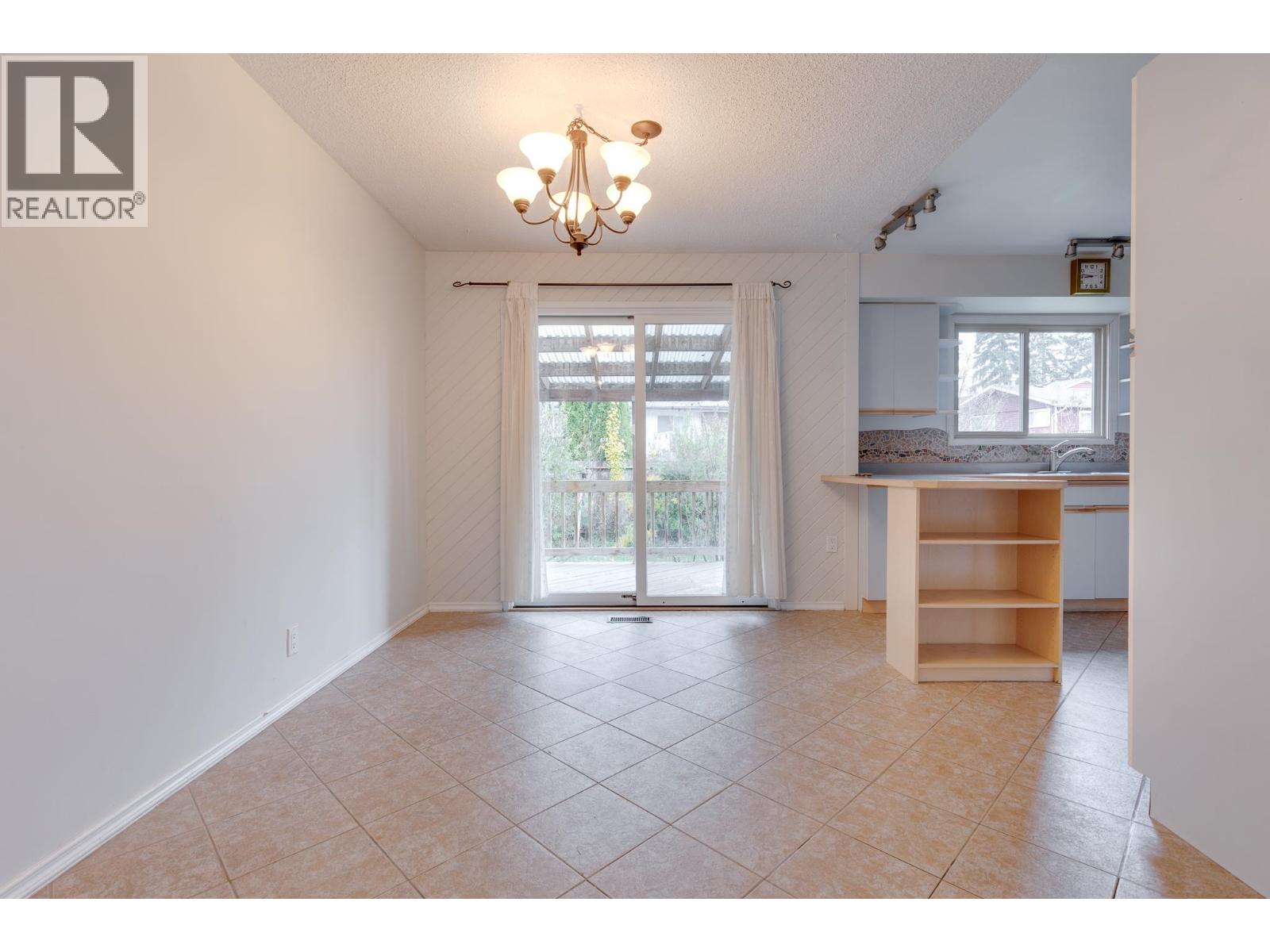 5220 YORK PLACE - 6