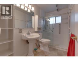Photo 16 of 39, 5220 YORK PLACE · Prince George, BC