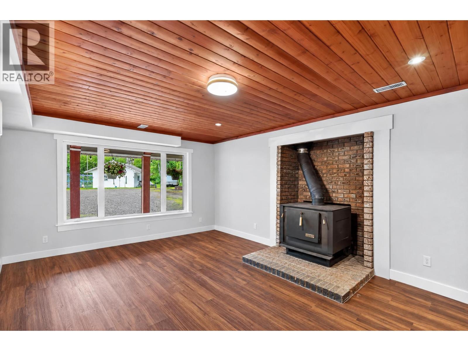 9365 OLAF ROAD - 19