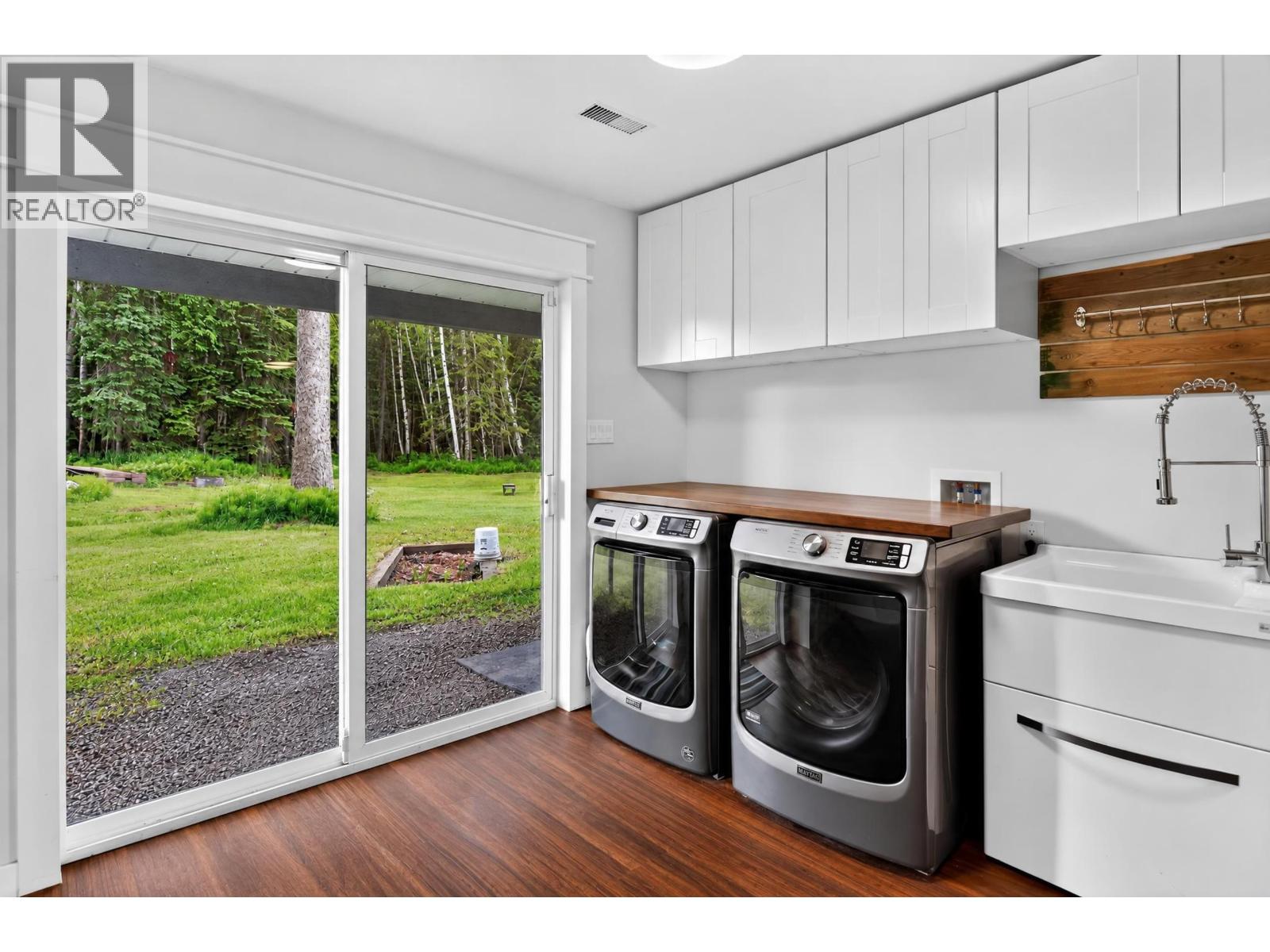 9365 OLAF ROAD - 21
