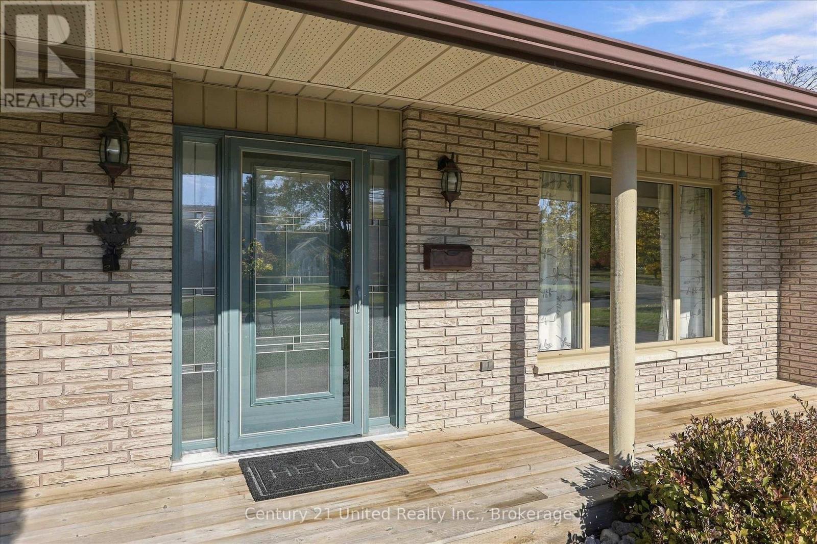 898 Sydenham Road, Peterborough, ON photo 5