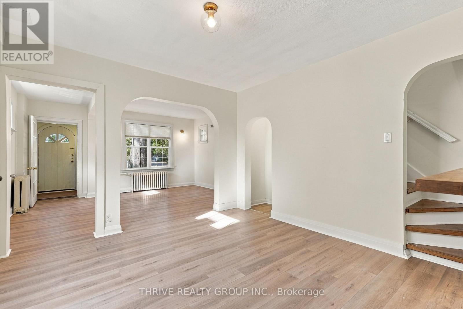966 COLBORNE STREET - 14