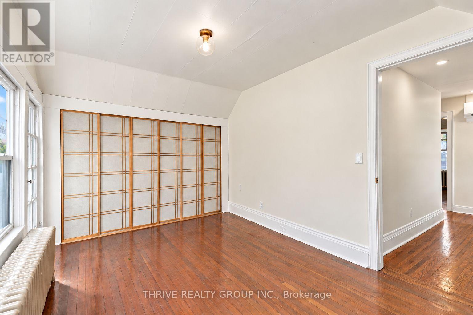 966 COLBORNE STREET - 25