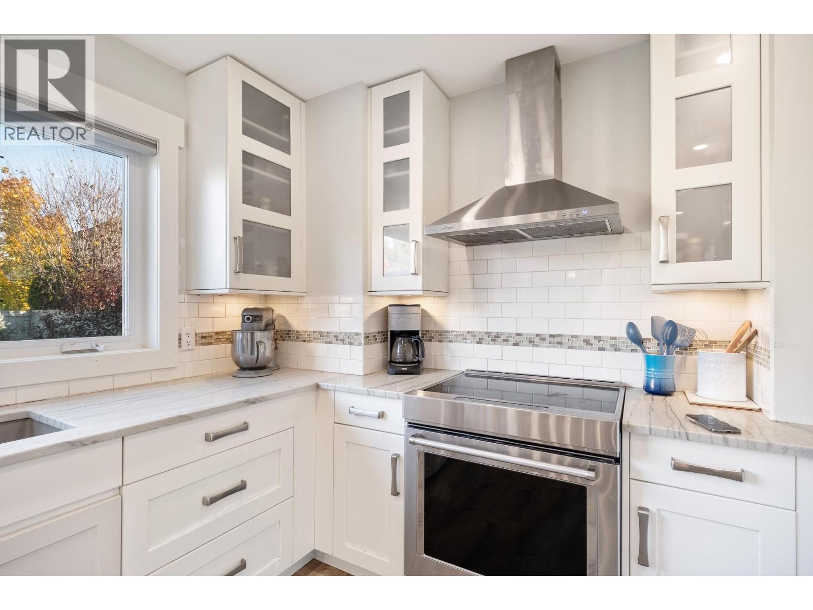 1042 Wintergreen Drive - 12