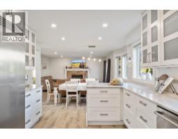 1042 Wintergreen Drive, Kelowna, BC V1Y9A3 Photo 16