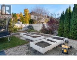 1042 Wintergreen Drive, Kelowna, BC V1Y9A3 Photo 37