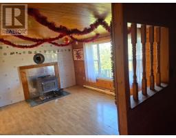 62 Pond Road thumbnail 4