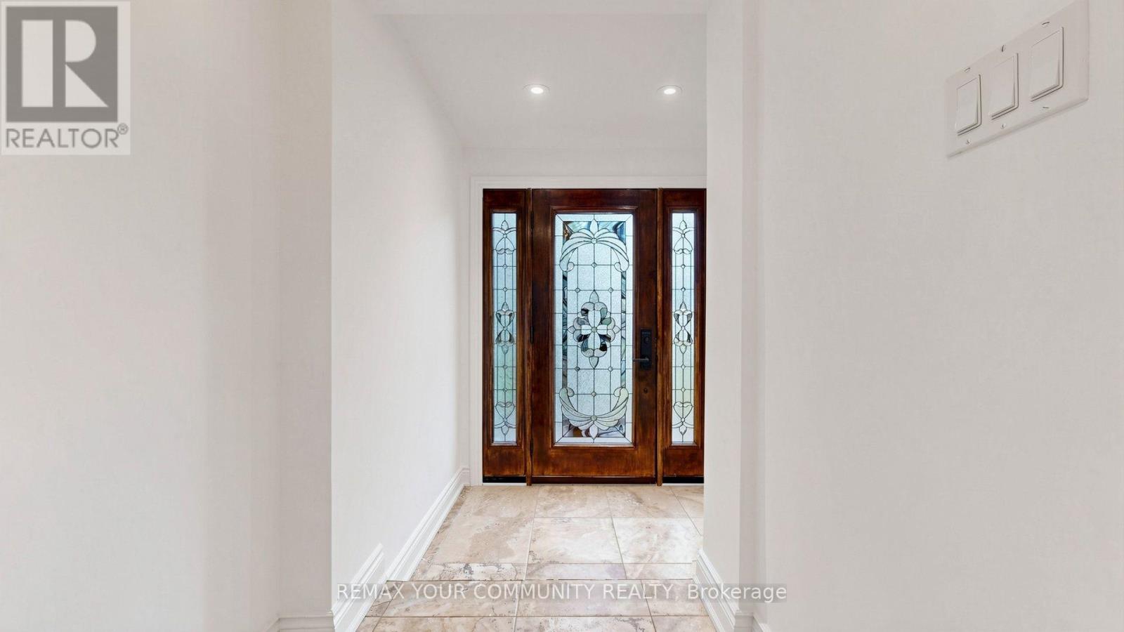 15 Colwick Drive, Toronto, ON photo 32