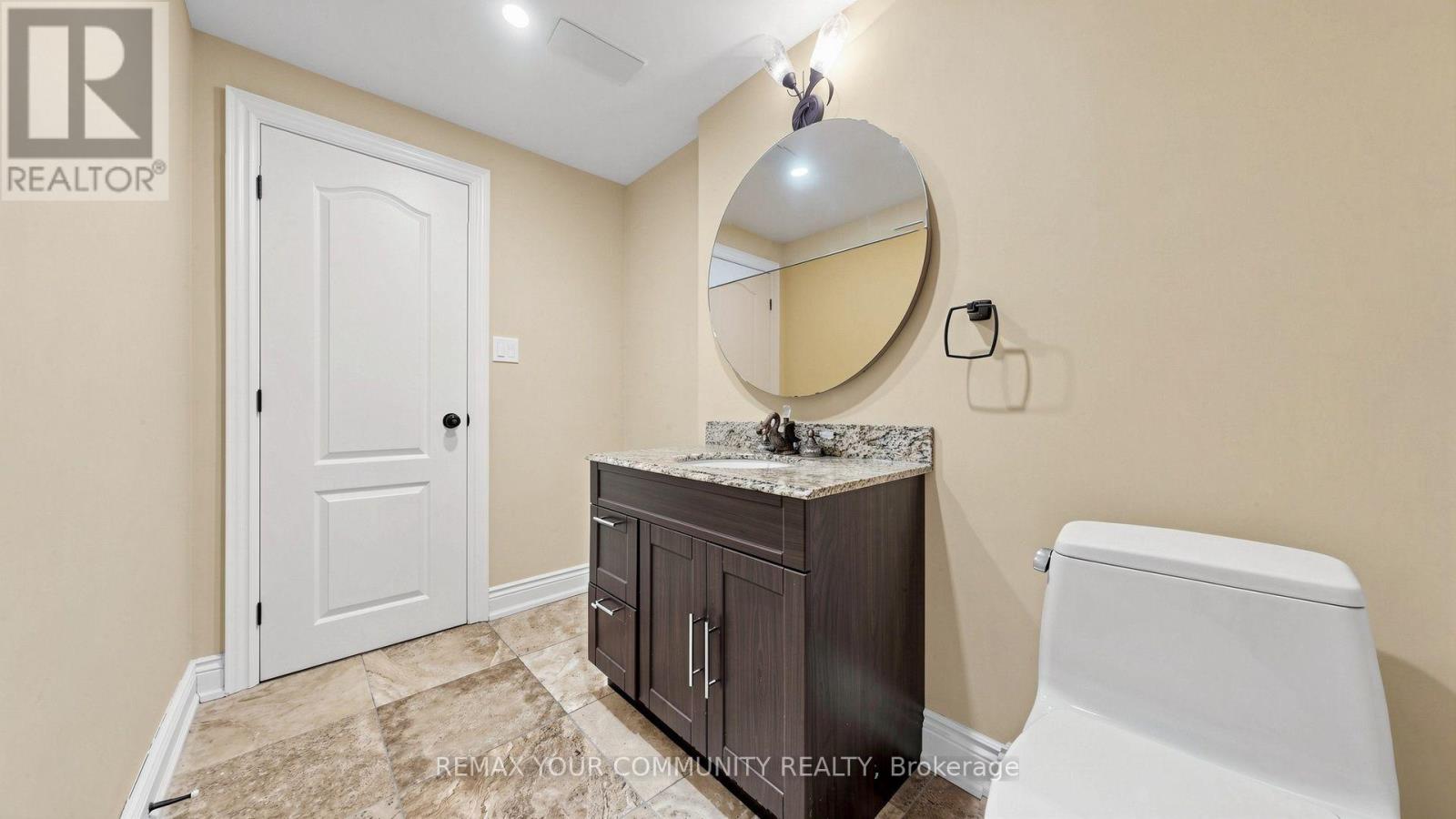 15 Colwick Drive, Toronto, ON photo 41