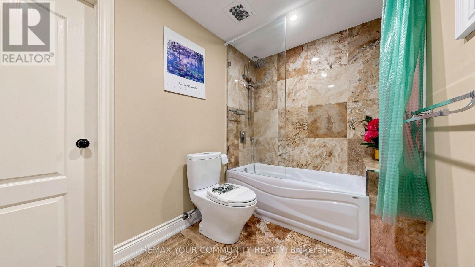 15 Colwick Drive, Toronto, ON photo 44