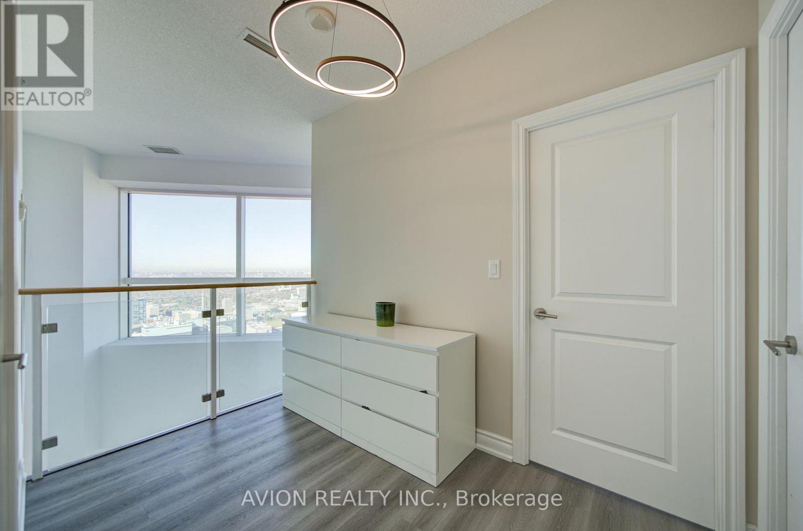 5716- 386 Yonge Street, Toronto, ON photo 15
