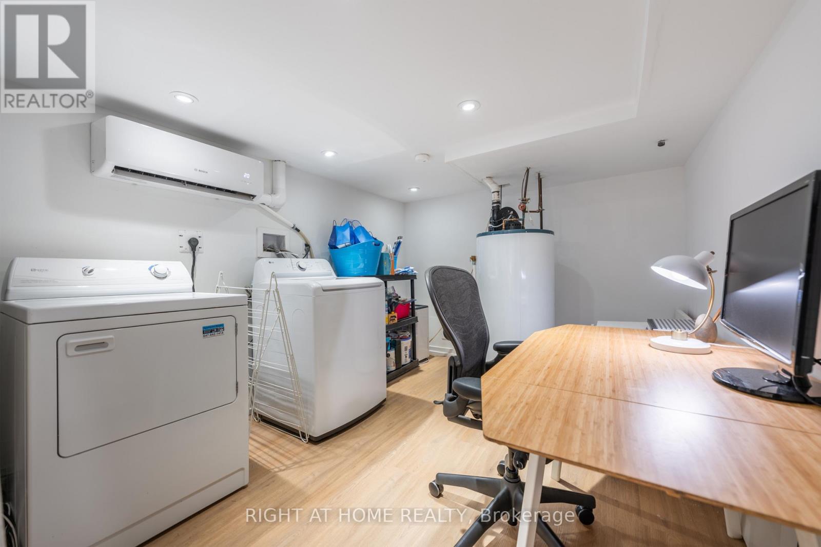 5 1/2 Luttrell Avenue, Toronto, ON photo 25