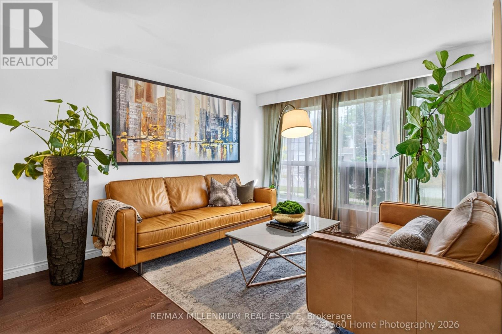 15 Marblemount Crescent, Toronto, ON photo 7