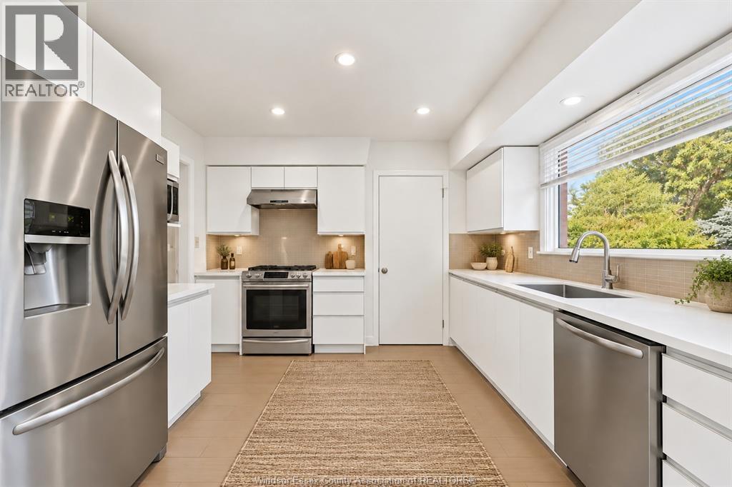 730 Champlain DRIVE - 11