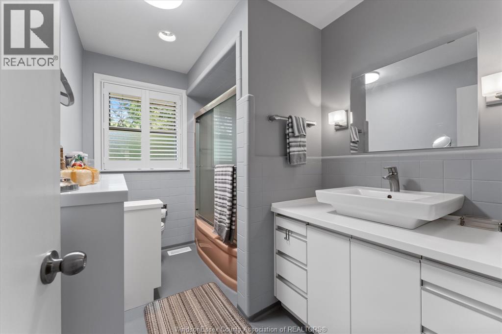 730 Champlain DRIVE - 17