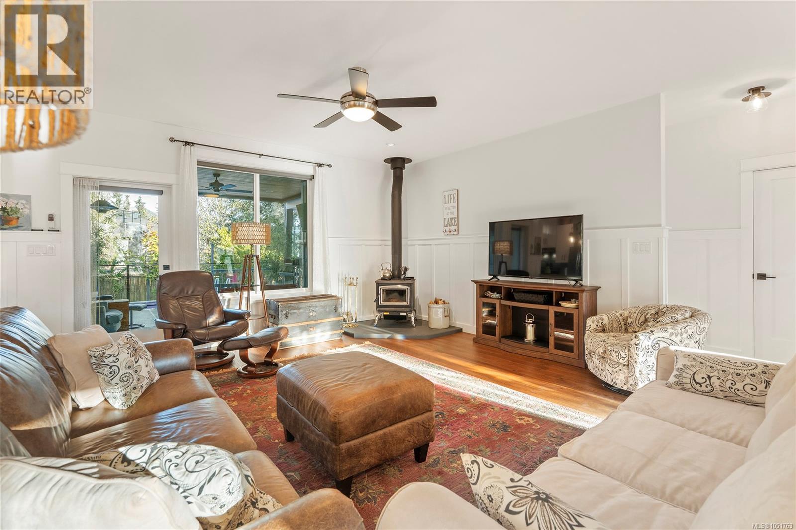 7371 Lakefront Dr - 11