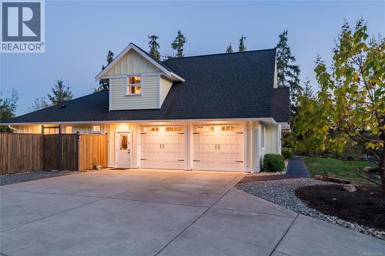 7371 Lakefront Dr - 66