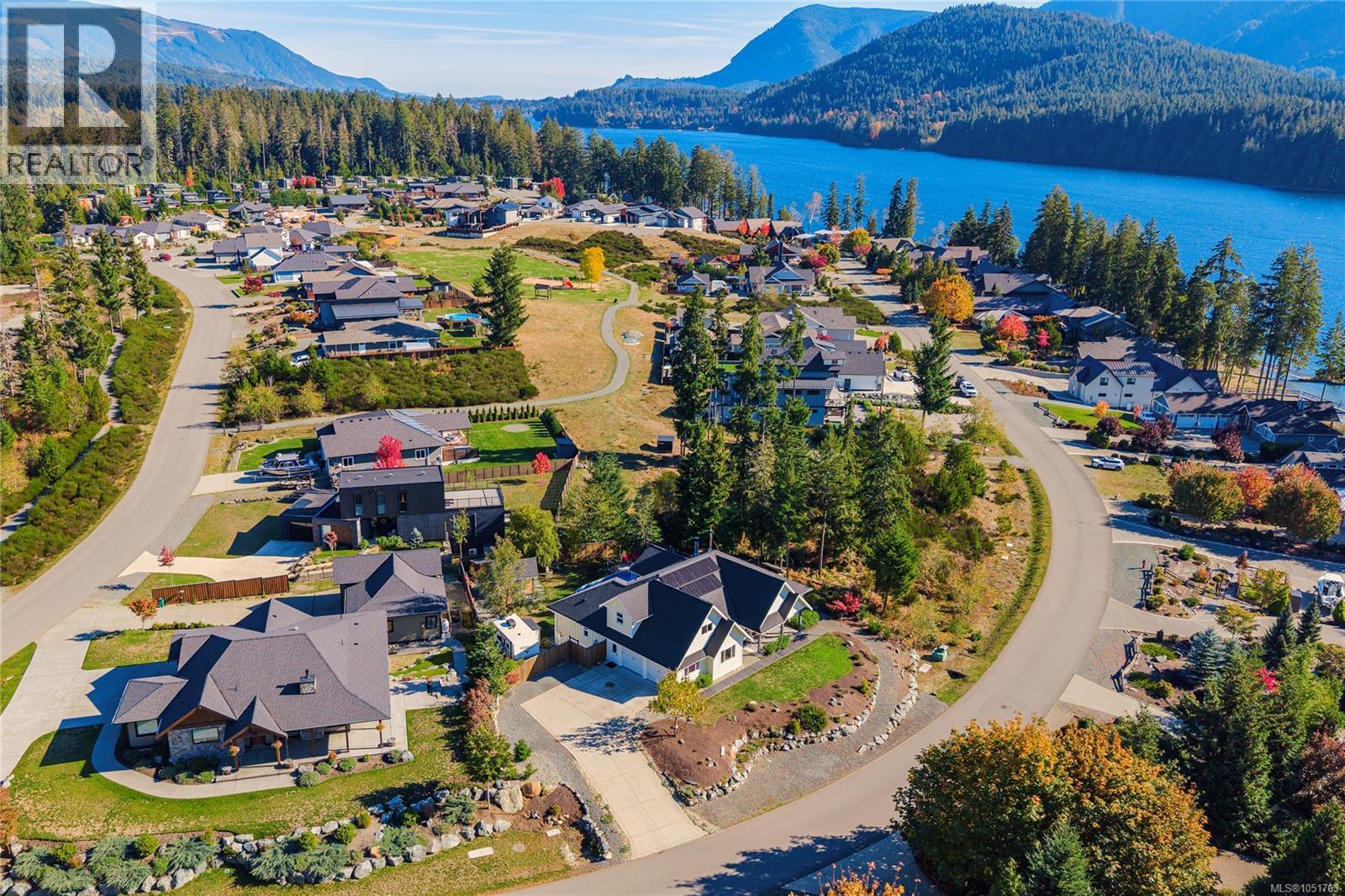 7371 Lakefront Dr - 77