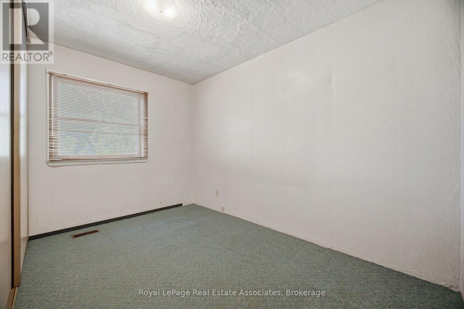 68 Allenby Avenue, Toronto, ON photo 26