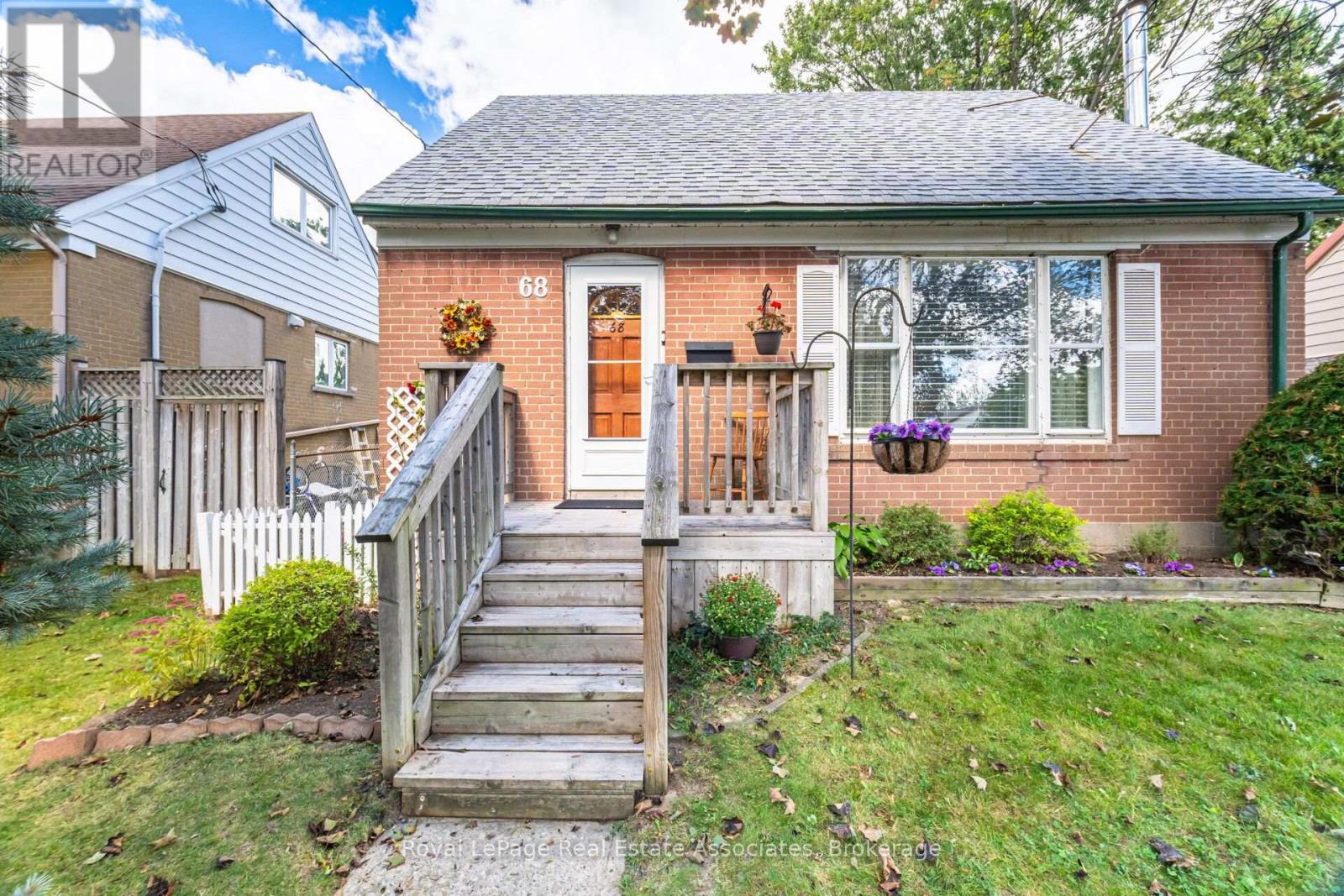 68 Allenby Avenue, Toronto, ON photo 6