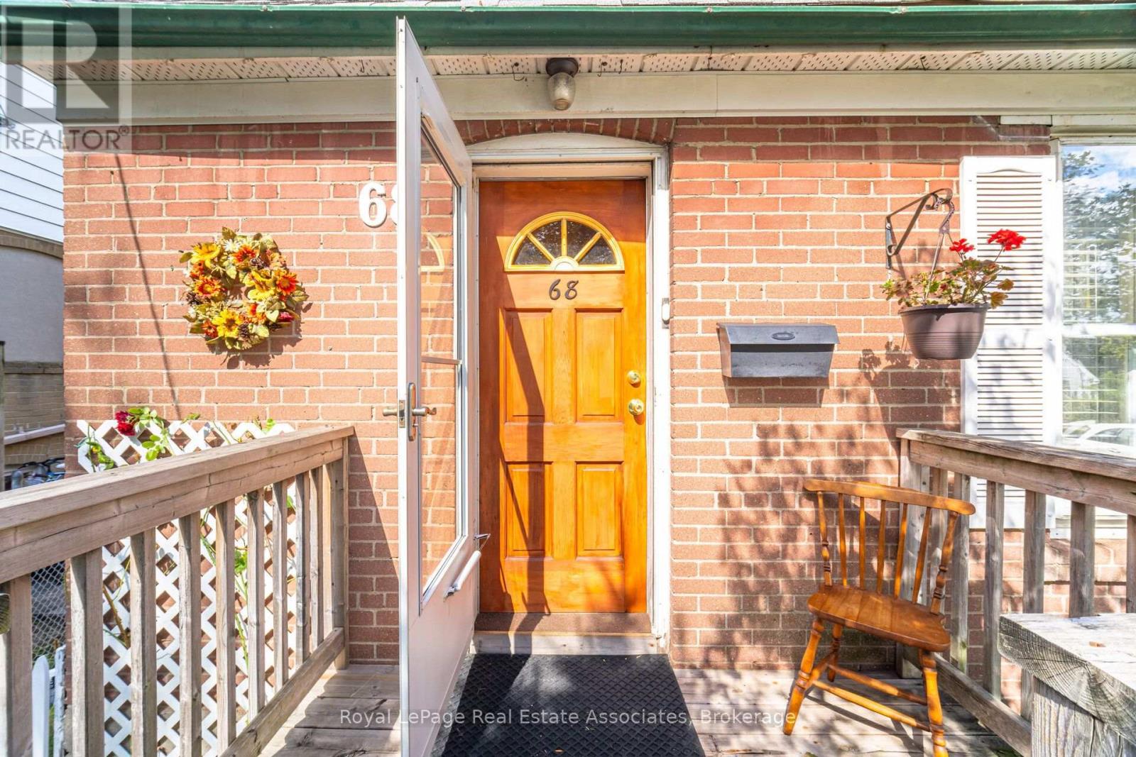 68 Allenby Avenue, Toronto, ON photo 7