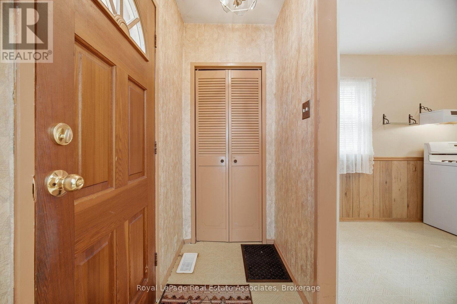 68 Allenby Avenue, Toronto, ON photo 8