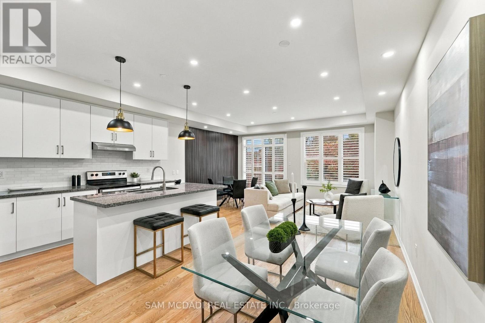 2076 Coppenwood Common, Burlington, ON photo 3
