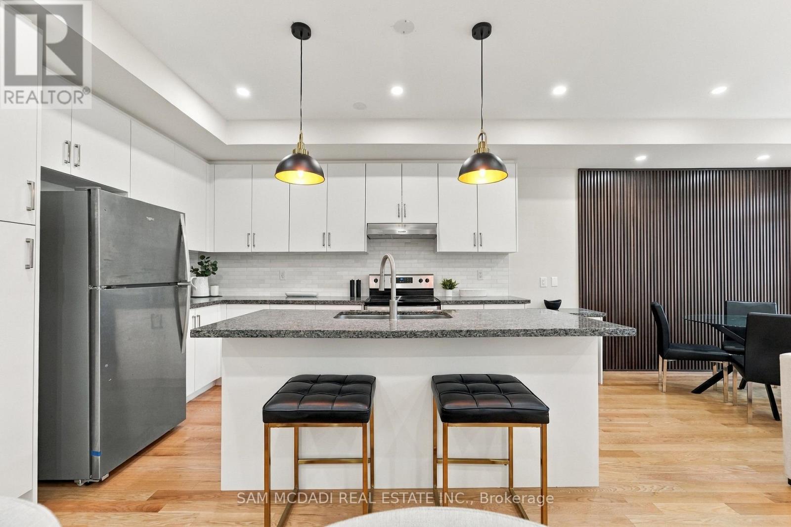 2076 Coppenwood Common, Burlington, ON photo 6