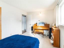 130 Birchbark Bay, Winnipeg, MB R2V4P3 Photo 18