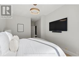 1002 - 980 Yonge Street, Toronto, ON M4W3V8 Photo 21