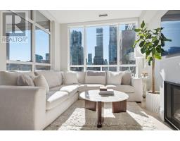 1002 - 980 Yonge Street, Toronto, ON M4W3V8 Photo 7